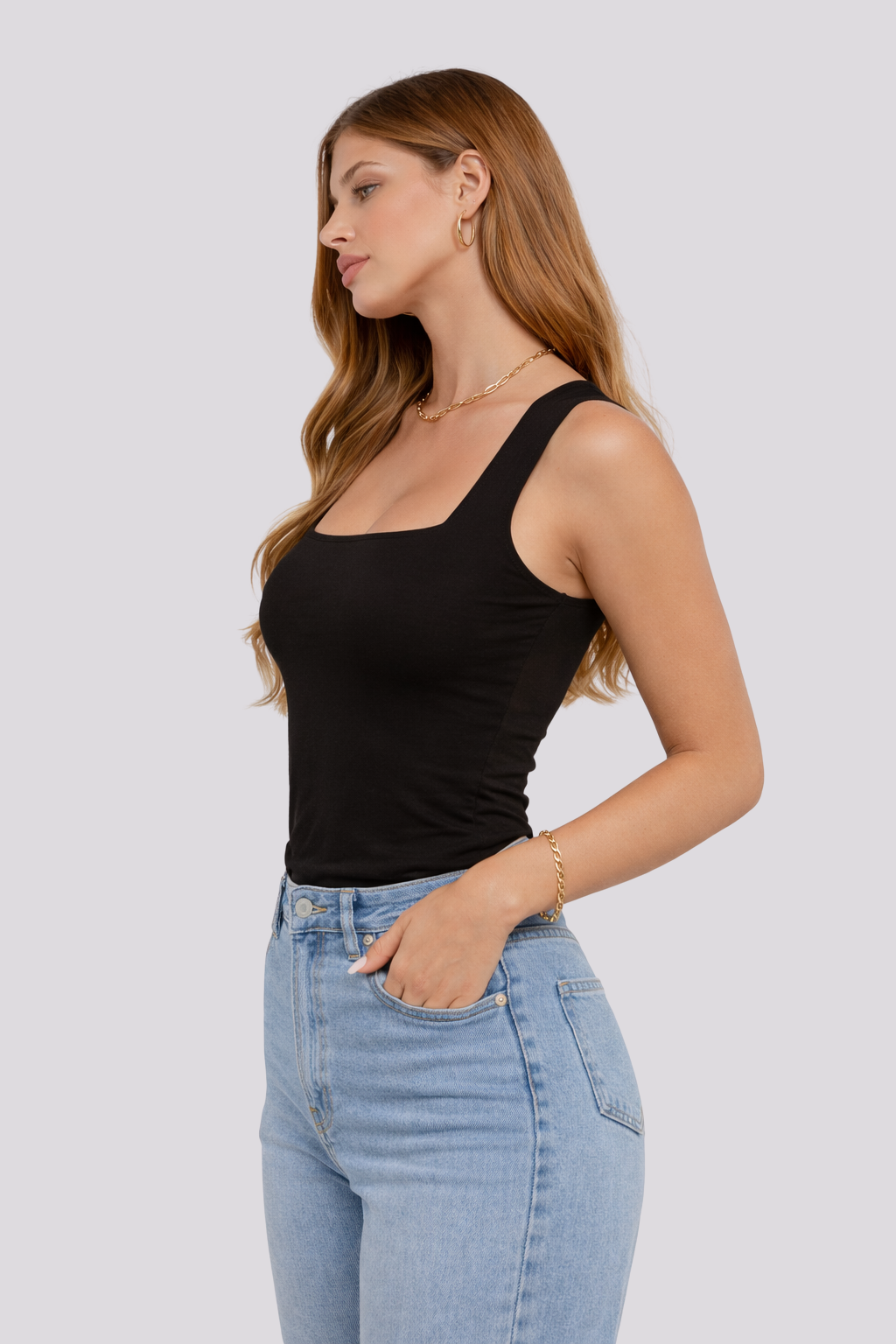 Esencial EM - Camiseta de tirantes cuello cuadrado.-2
